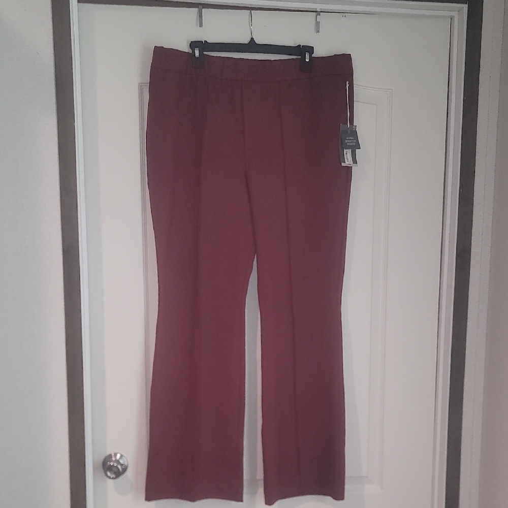 NWT Womans Worthington Plus Ultra Stretch Ponte Pants, New Orlenas Red Size XXL